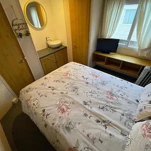 https://reighton-sands-1-filey.yorkshirehotels.net